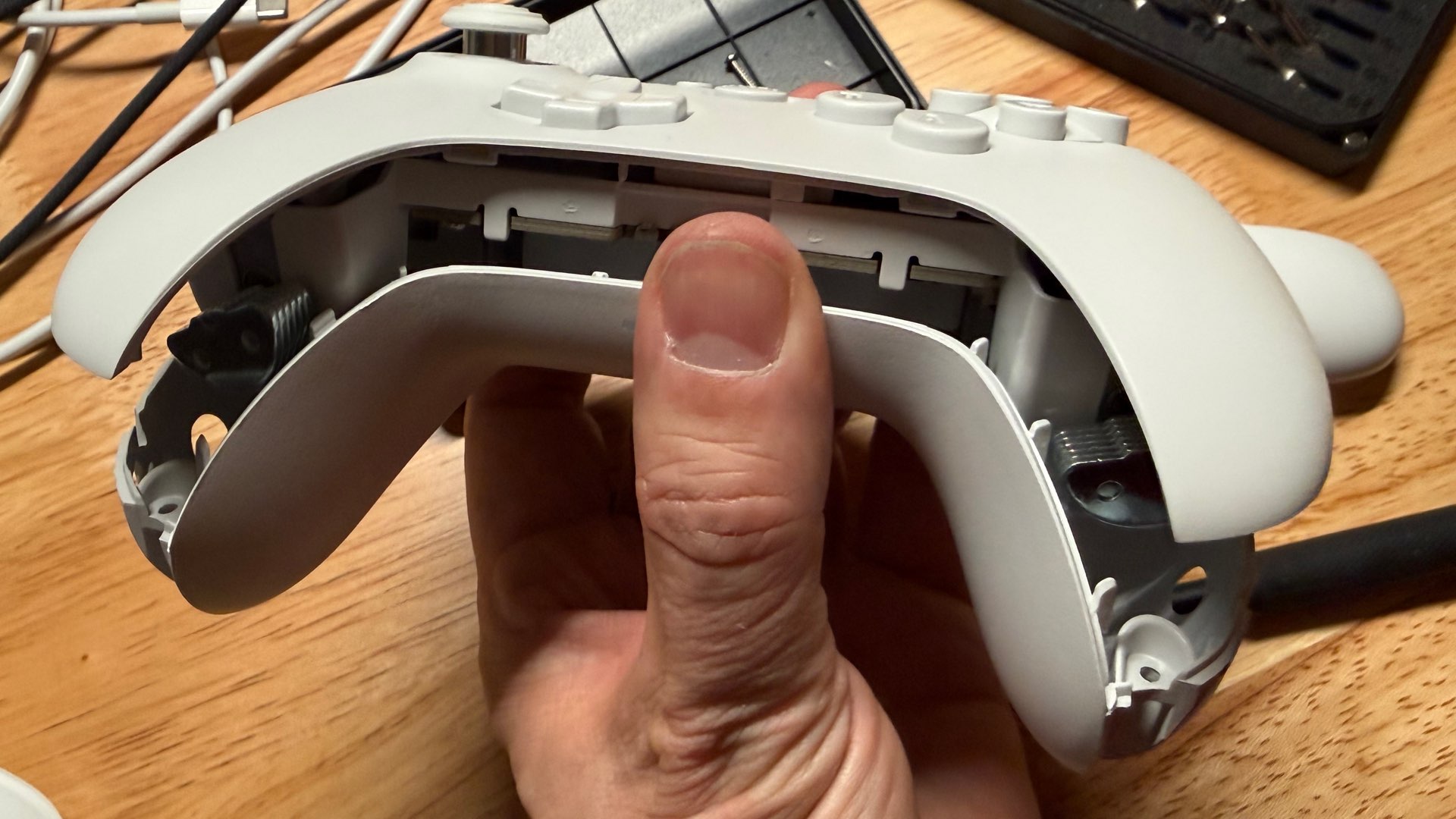 Bottom of controller seam